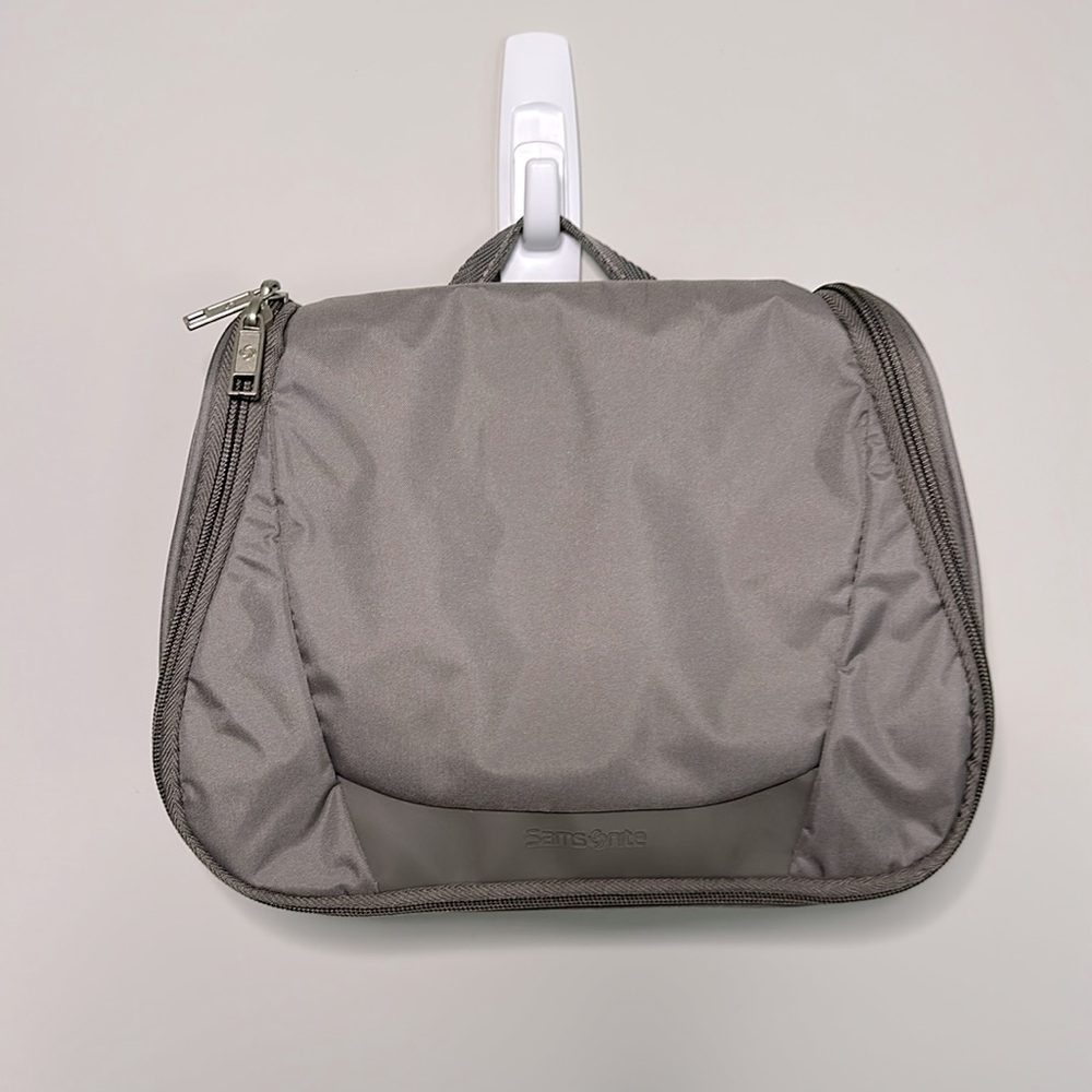 NWOT Samsonite Toiletry Small Item Organizer Bag Grey Unisex